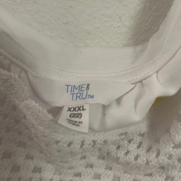 Time and Tru White Crochet Sleeveless Top | Women’s Plus 2X - Picture 10 of 15